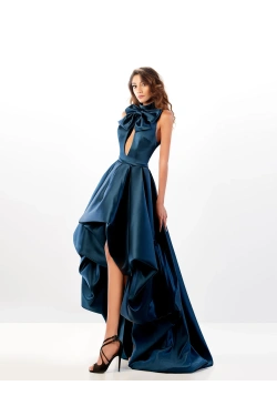 anita_l_08_1287360894